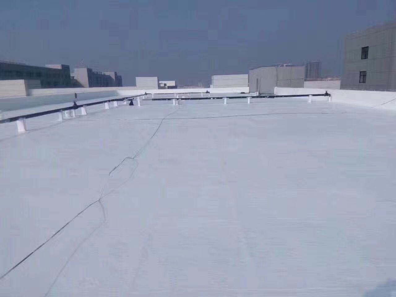 屋顶漏水施工前后对比图